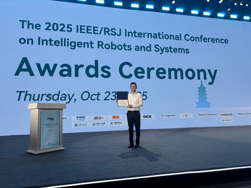 IROS 2025 Best Paper Award ceremony